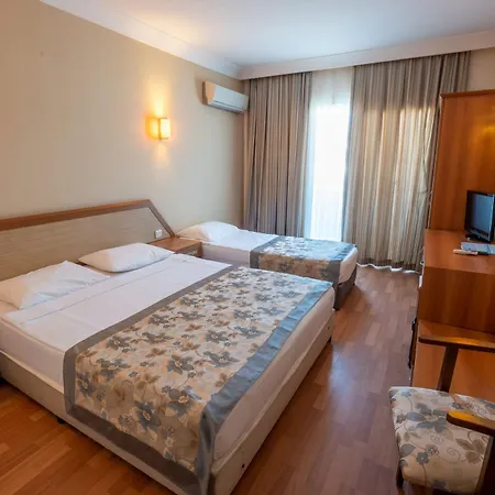 Titan Garden Ultra Konaklı