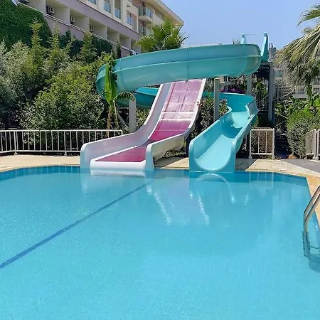 Titan Garden Ultra 4*