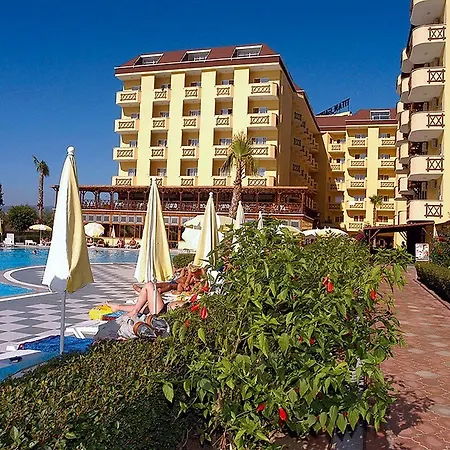 Resort Titan Garden Ultra