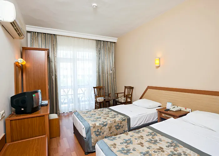 Titan Garden Ultra Semesteranläggning (resort) 4*