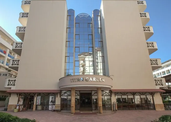 Titan Garden Ultra Semesteranläggning (resort) Konaklı
