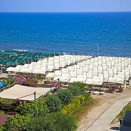 Resort Titan Garden Ultra Konakli