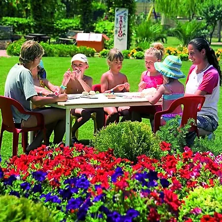 Resort Titan Garden Ultra 4*