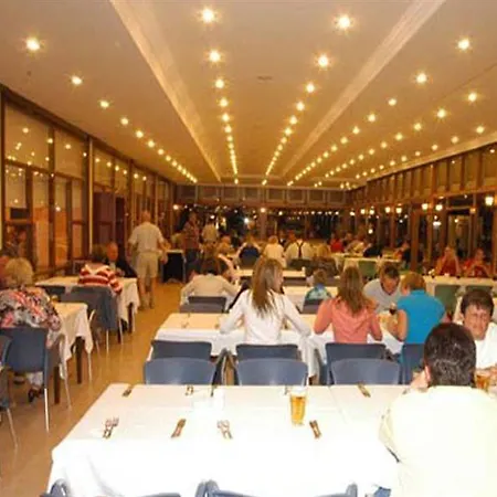 Θέρετρο Titan Garden Ultra