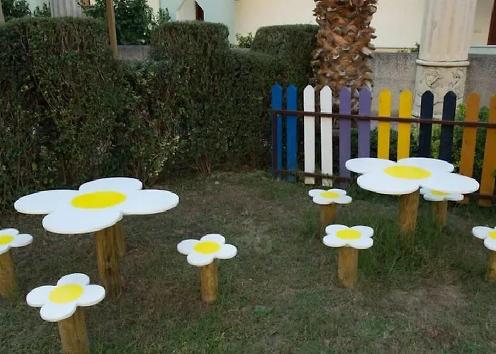 Titan Garden Ultra Complex Konaklı