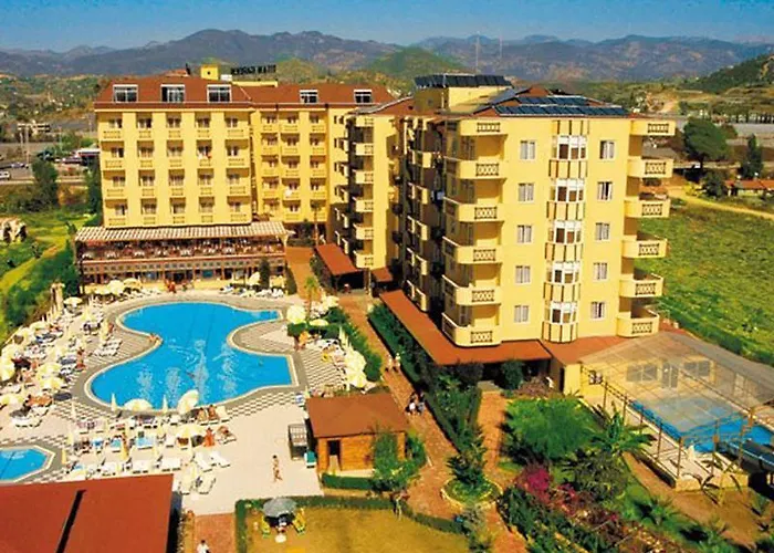 Resort Titan Garden Ultra 4*